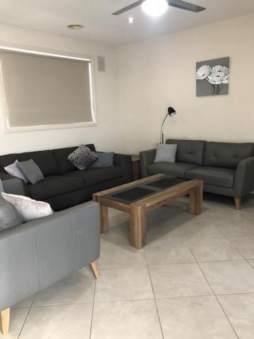 Central Executive 3Br Townhouse 50M To Dean Street Albury Bagian luar foto